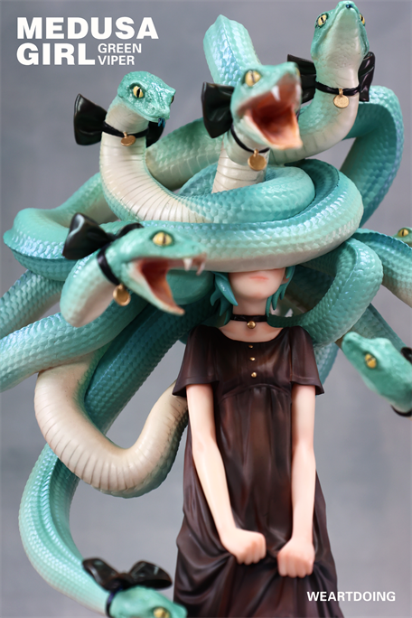 Medusa Girl Green Viper PRE-ORDER SHIPS Q4 2026