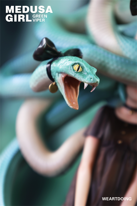 Medusa Girl Green Viper PRE-ORDER SHIPS Q4 2026