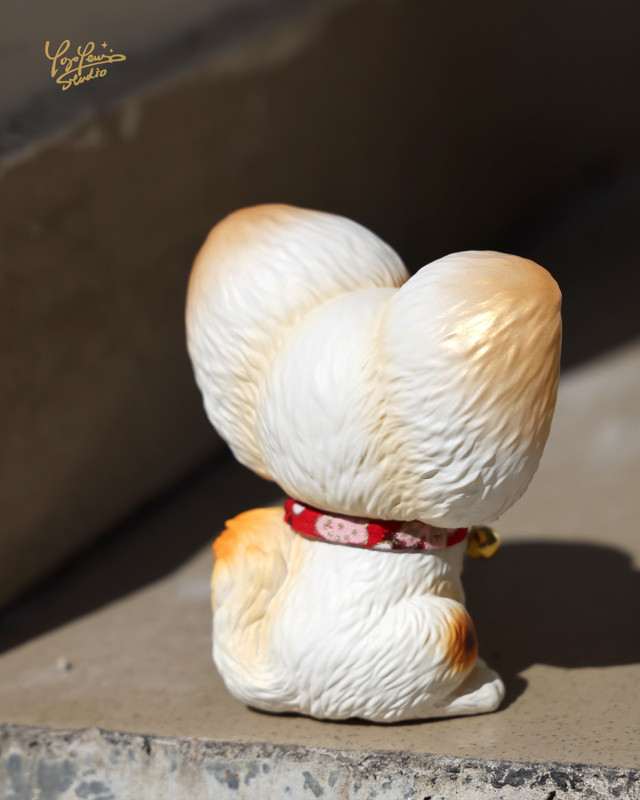 Megary Sit Sit Lucky Cat by Yoyo Yeung