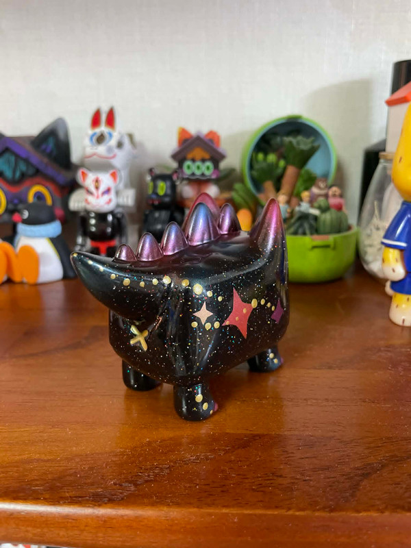 Dino Cat Dark Nebula by Rato Kim