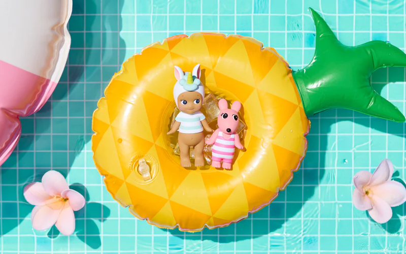Sonny Angel Summer Vacation: Sun-Kissed Style Blind Box