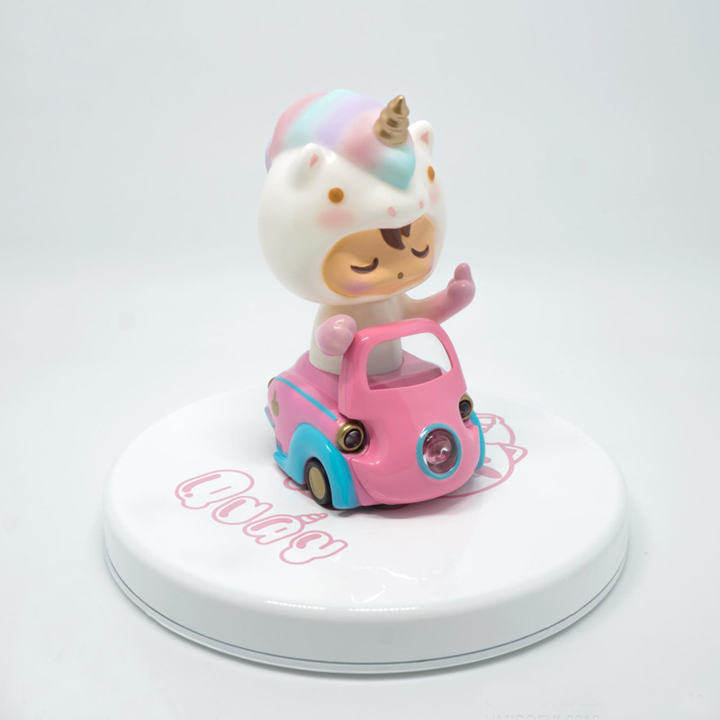 Lumisofvi : Baby Quay Set (Mini Figure with Light-up Car + Base)