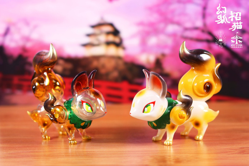 Phantom Fox Maneki-Neko by Genkosha