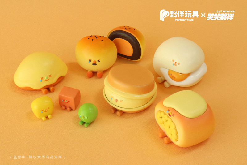 Crying Partners Blind Box by x_x Fellows PRE-ORDER SHIPS AUG 2023