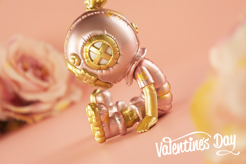 Good Night Series Love Balloon Golden by Sank Toys PRE-ORDER SHIPS JUN 2023