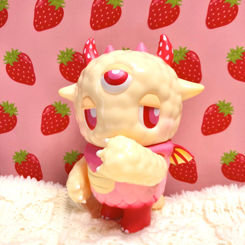 Kaiju NEMUKE Strawberry Milk by Hikari Bambi - myplasticheart