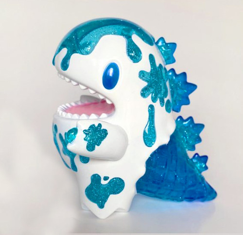 Ice Cream Little Dino Blue Glitter by Ziqi - myplasticheart
