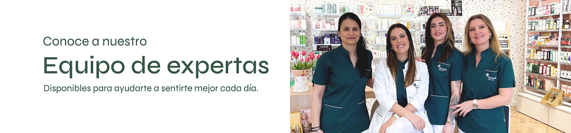 Conoce al equipo de expertas de Farmacia Xènia Juan en Roses, Girona