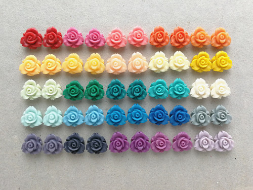 50 pcs Resin Flower Cabochons - 12mm Trillium Flowers - 25 Vibrant Matte Colors