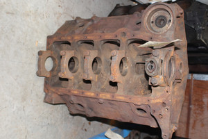 GM 3914660 Small Block Chevy 327 Bare Block 2 Bolt 4.000 Bore J167 Date