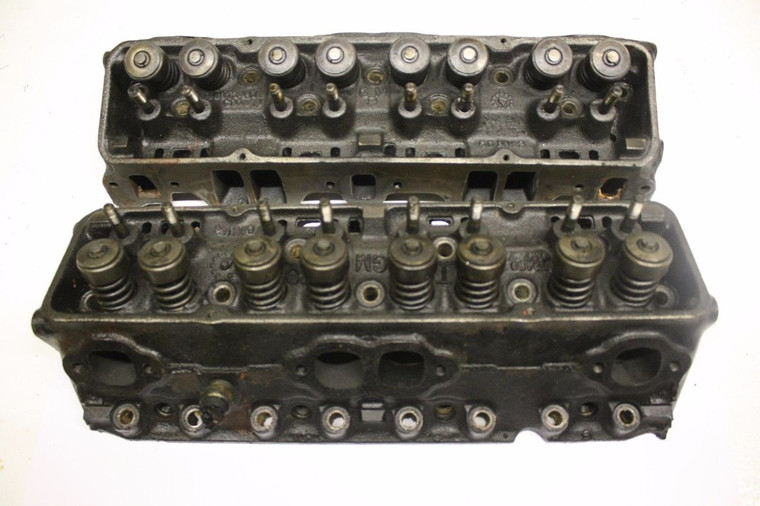 Chevy 3973493 Small Block Cylinder Heads 400 1970-76 1.94/1.50 76cc