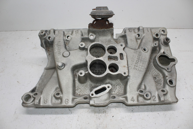 GM 22504068 Quadrajet Oldsmobile Aluminum Intake Manifold 307 350 403