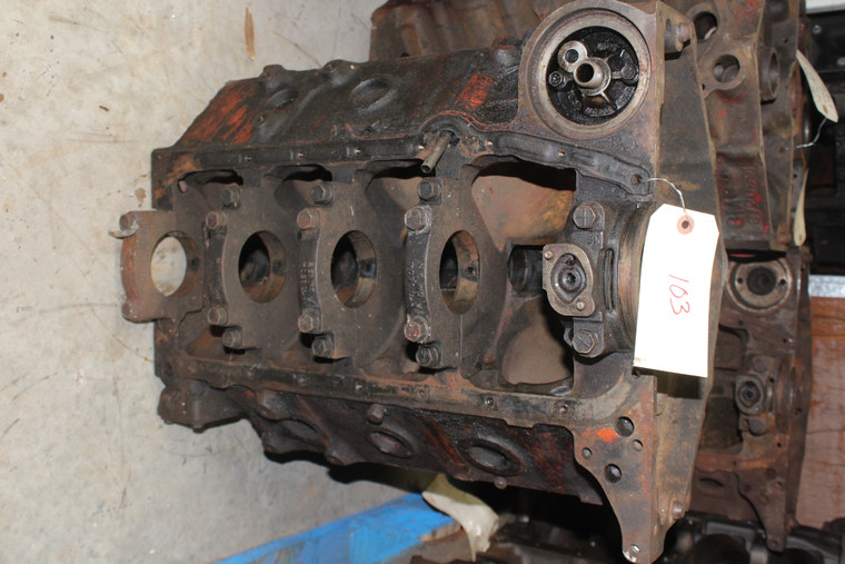 GM 3951511 Small Block Chevy 400 Bare Block 4 Bolt 4.125 Bore K69 Date