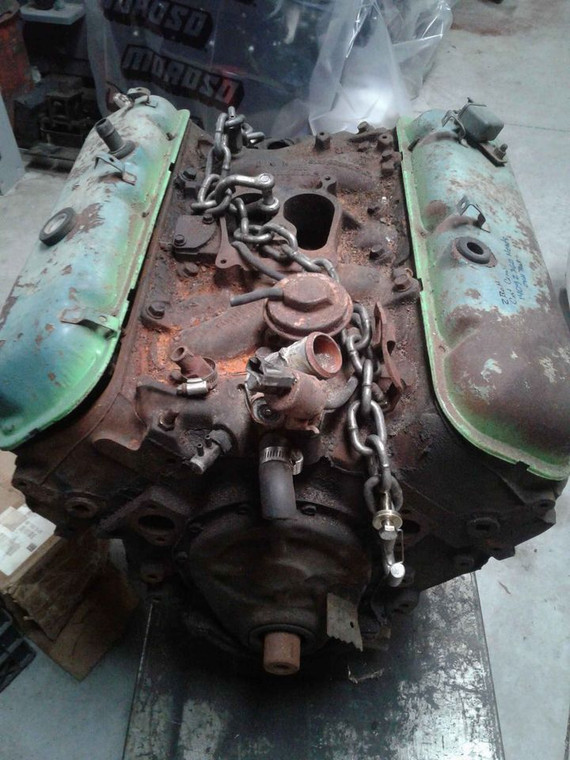 GM 14015445 Big Block Chevy 454 2 Bolt Main Oval Port 14092360 Cylinder Heads