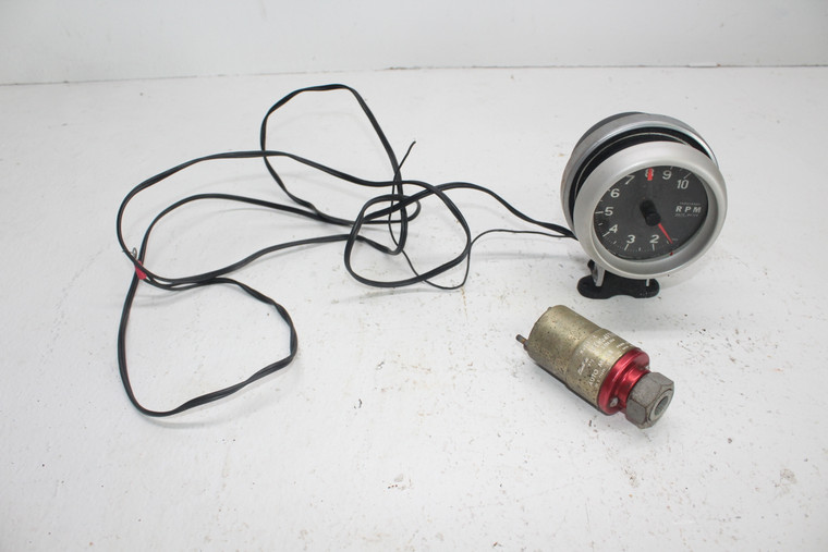 Auto Meter 570 501 Sending Unit Tach Drive Competition Gauge 1400-10,000 RPM