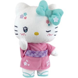 Hello Kitty Kimono Kawai Plush +- 22 cm - JEMINI - Εκδοση Kawaii με ροζ κιμονό και σαγιονάρες. (CDJEM3298060244060-el)