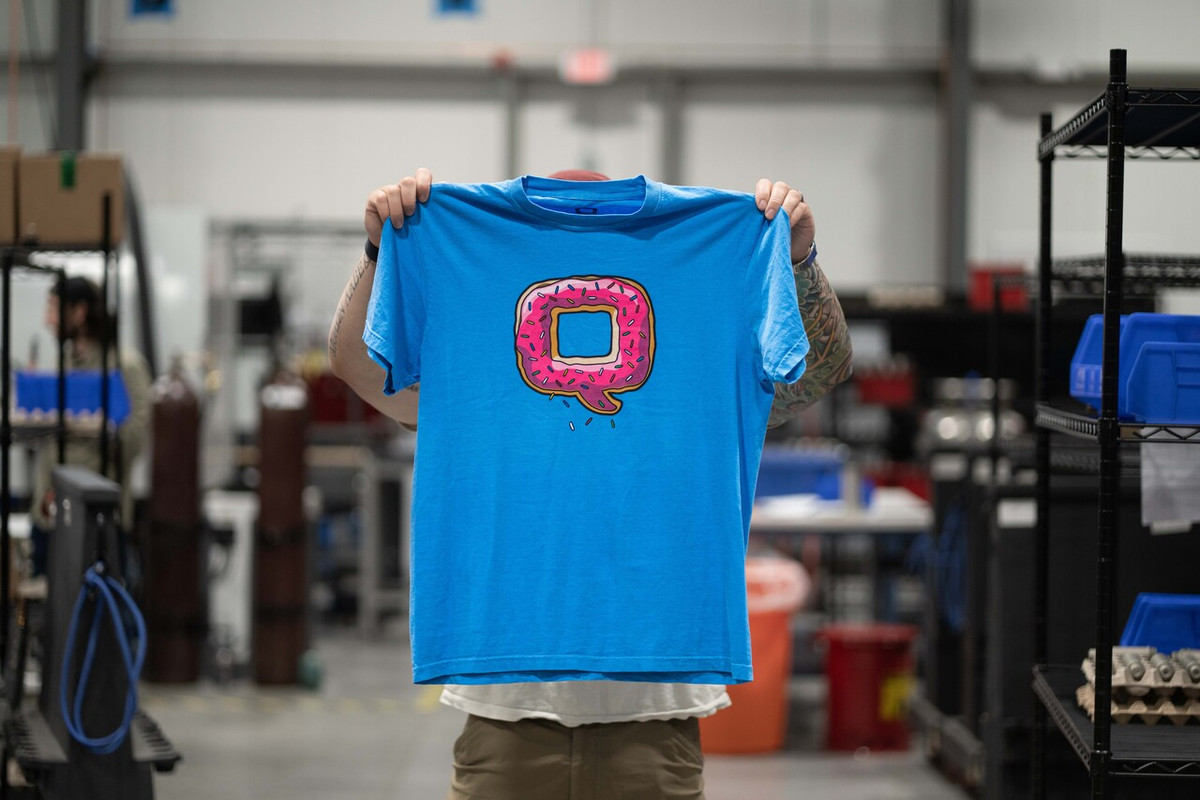 Q DONUT TEE