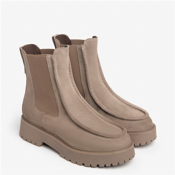 NeroGiardini Suede Boot - Taupe