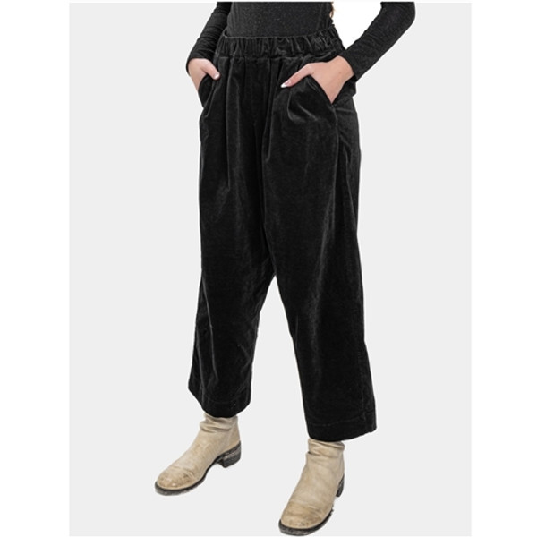 Amici by Baci Velvet Pleated Elastic Trousers - Black