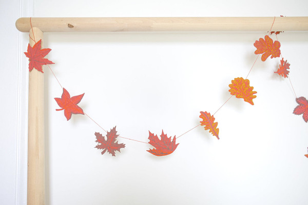East End Press Autumn Leaves Sewn Garland