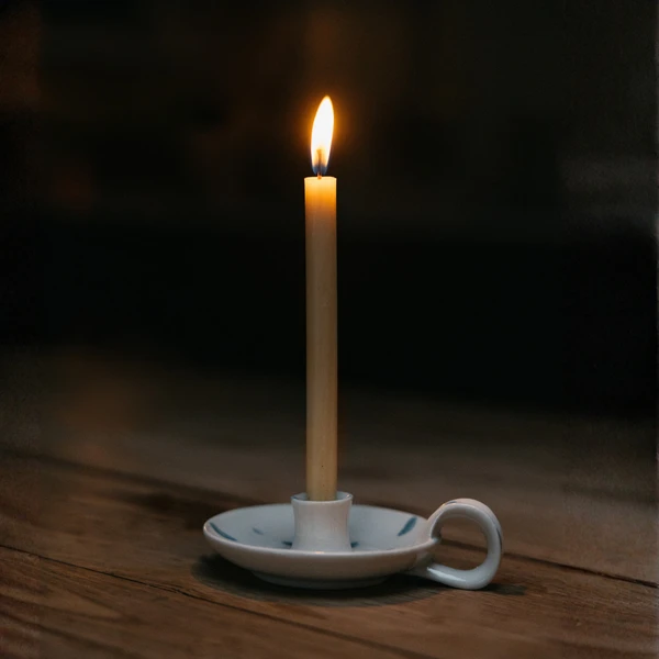 St Eval Candle Holder with Handle - Speckled White