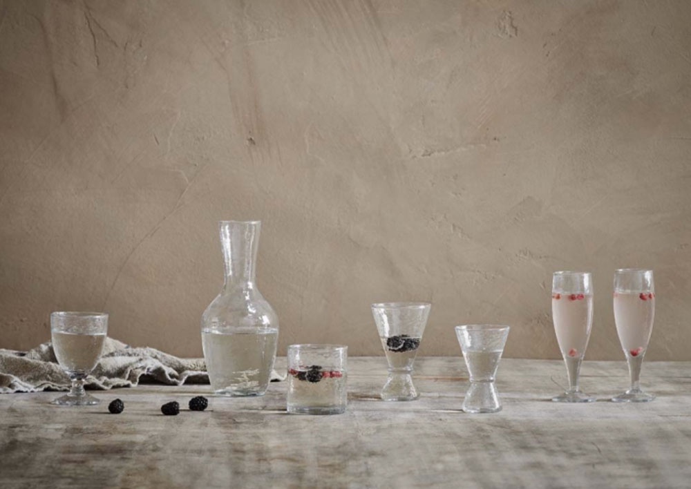 Yala Hammered Wine Glass - Clear Glass