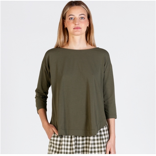 Mama B Tavolara T Shirt