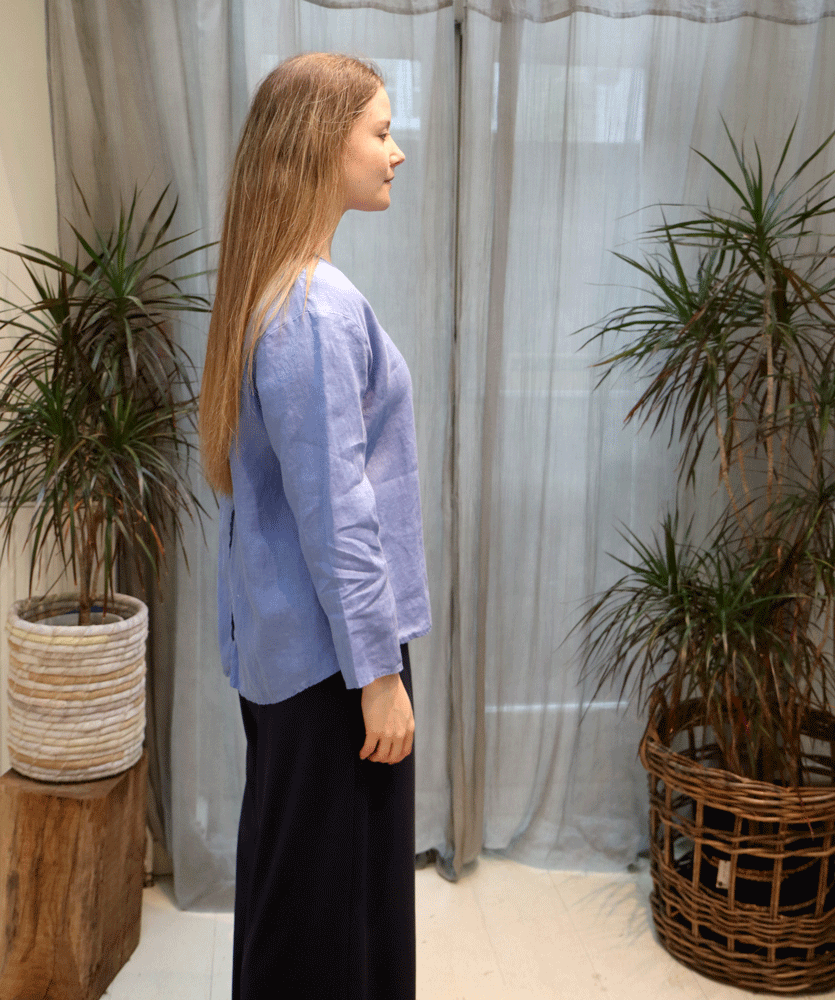 Cut Loose 3/4 Split back Hanky Linen Top - Blue