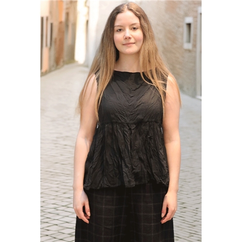 Neirami Crinkle Top - Black