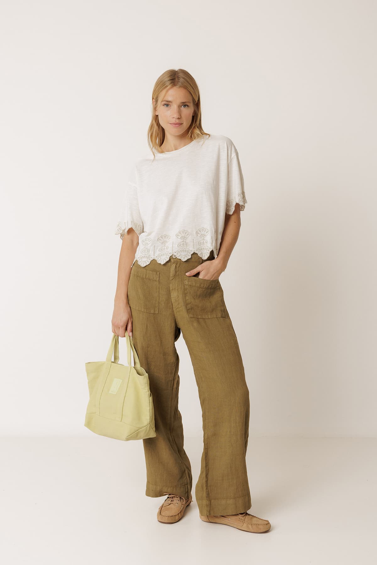 Indi & Cold Linen Khaki Trousers