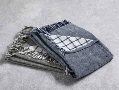 Kelmscott Runner 32cm x 180 cm