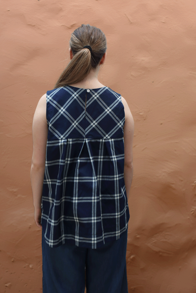 Amici by Baci Check Sleeveless Top