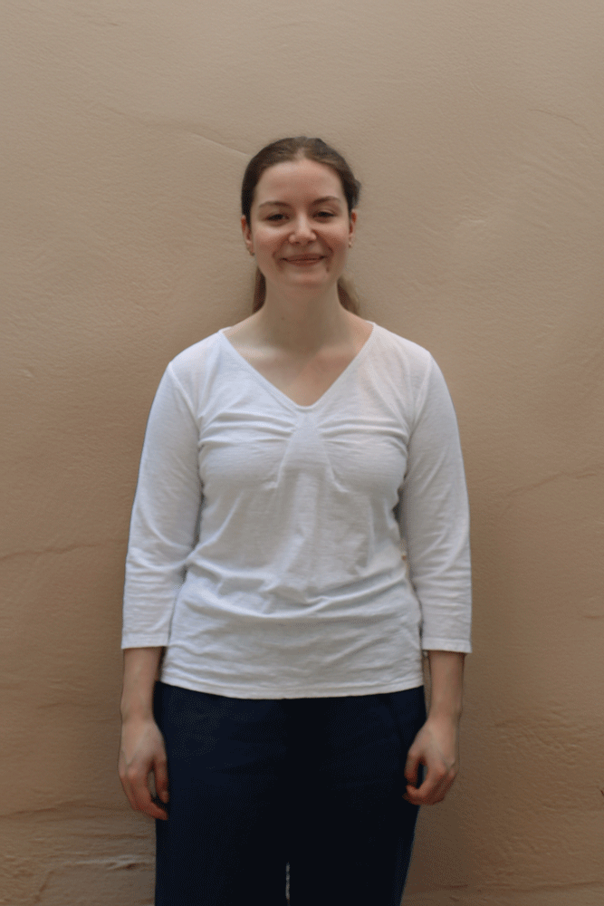 Cut Loose Three Quartered Sleeve Tuck Front Tee