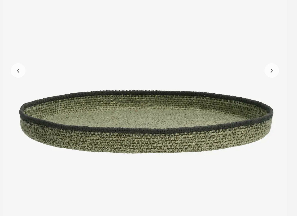 Madam Stoltz - Round Seagrass Tray