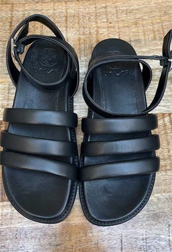 Unisa Civa Sandal in Black