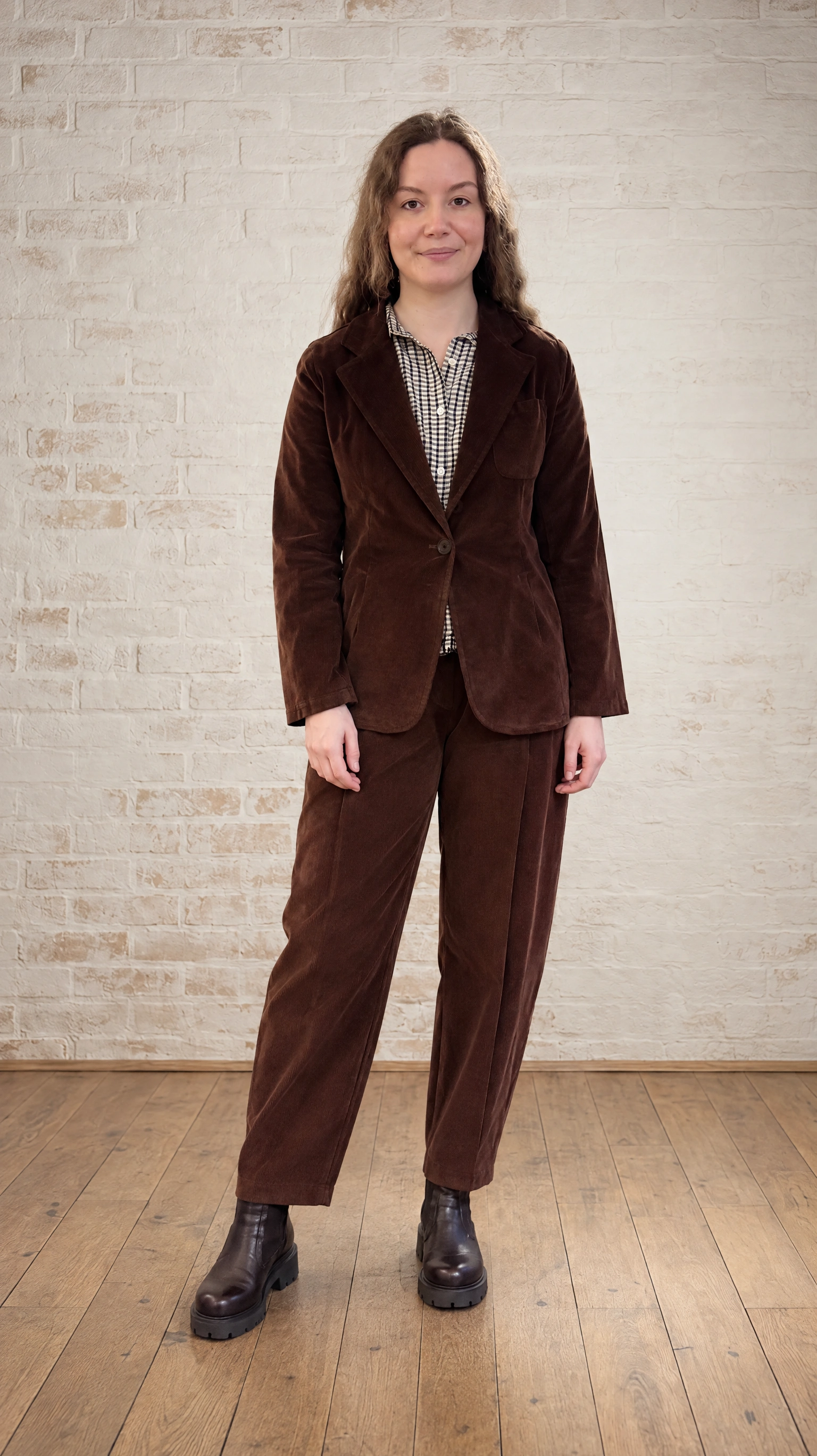 Blueberry Italia Needlecord Tulip shaped Trousers Moro Brown