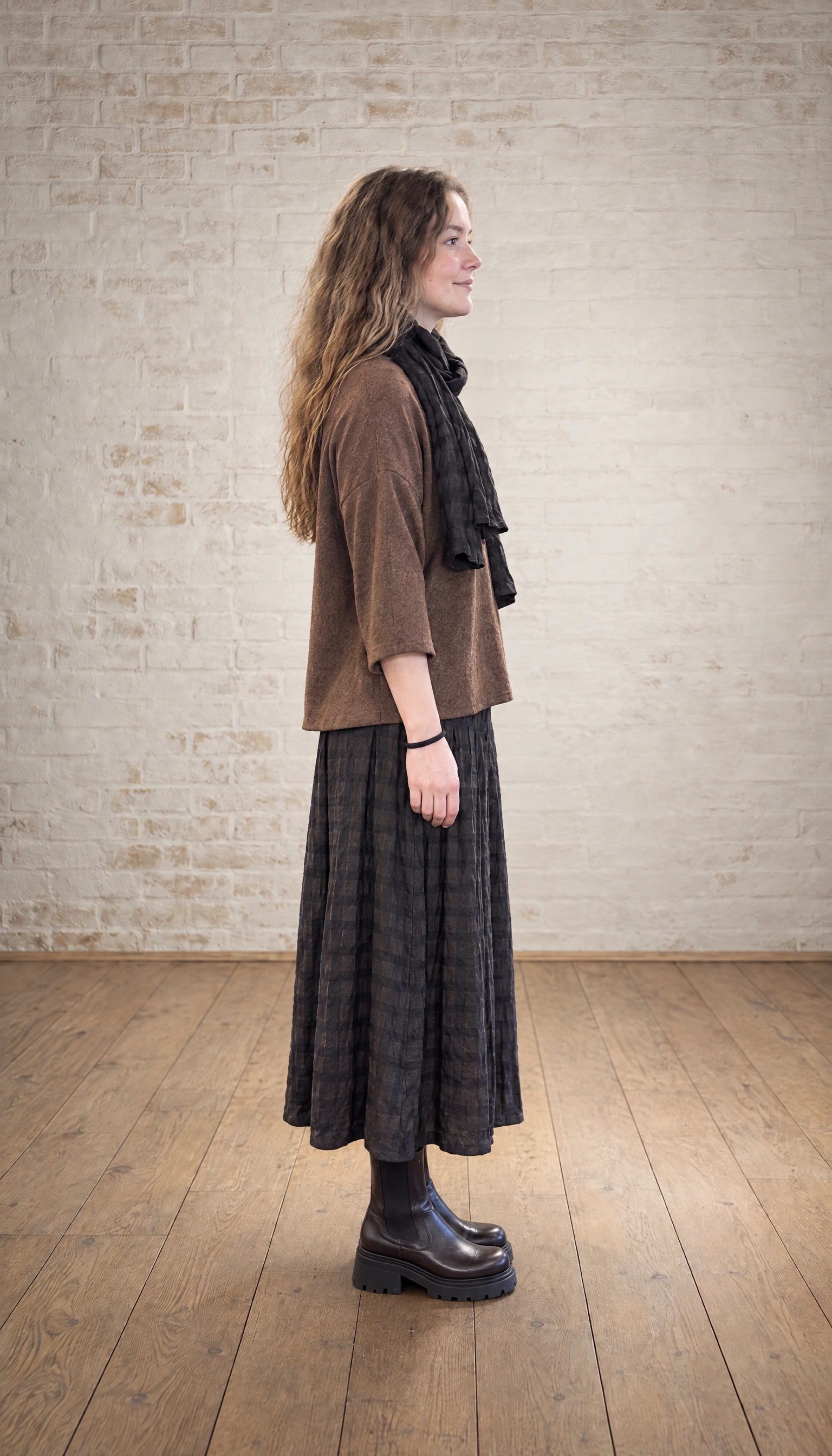 Thing Structure Skirt - Cola Check