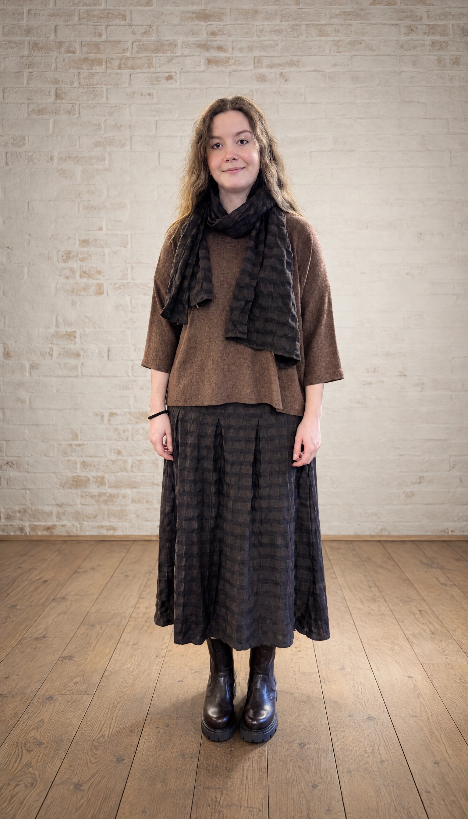 Thing Structure Skirt - Cola Check