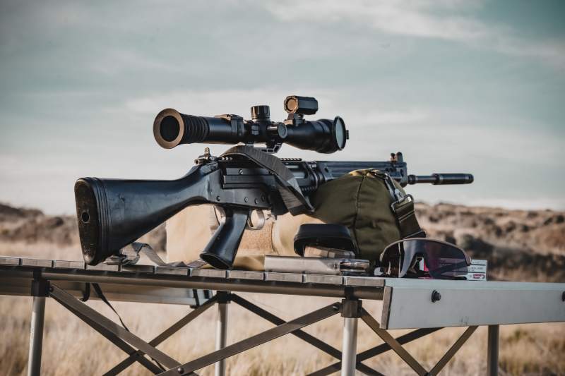  Pard Pantera thermal scope with laser range finder and ballistic calculator. Pantera thermal rifle scope with circular IPS display and aircraft-grade aluminum body. Close-up of Pantera thermal imaging scope showing 800x800 circular IPS display. PARD Pantera thermal scope lineup with 25mm and 50mm lens options. Pantera thermal rifle scope with circular IPS display and aircraft-grade aluminum body. Pantera Series Thermal Imaging Scope Mounted on a rifle.