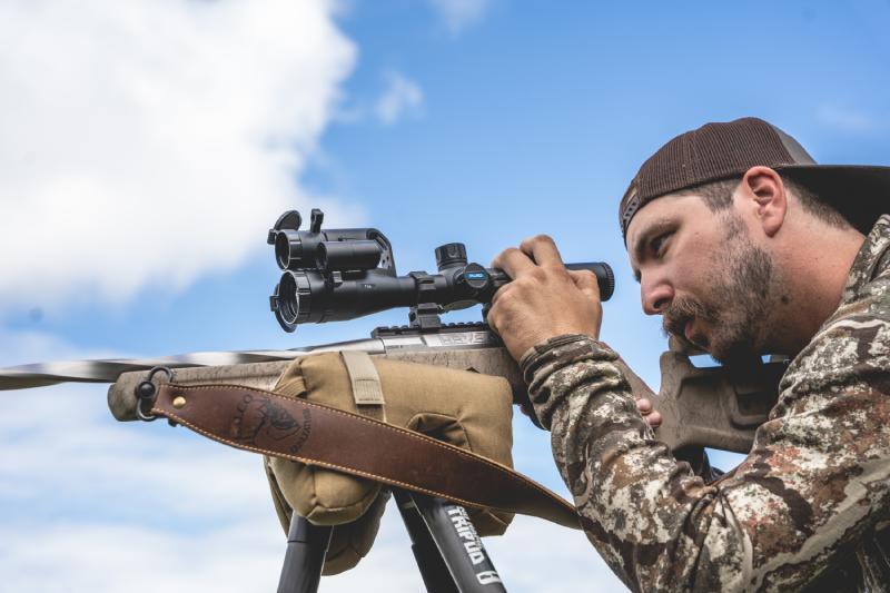 Hunter adjusting the TD32/62(LRF) Multi-spectral Riflescope.