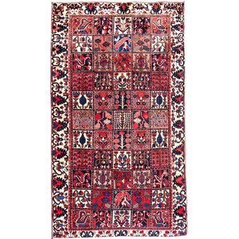 9' 2'' x 5' 1'' Bakhtiari Authentic Persian Hand Knotted Area Rug - 112931