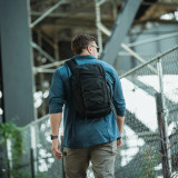 Vertx Gamut 18L Sling Black 16