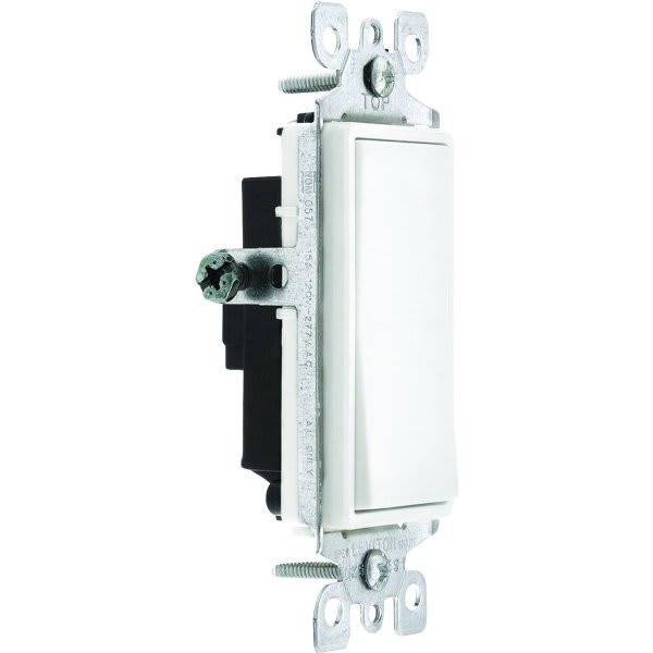 Leviton Decora 15 Amp Grounding Rocker Light Switch With Quickwire, White