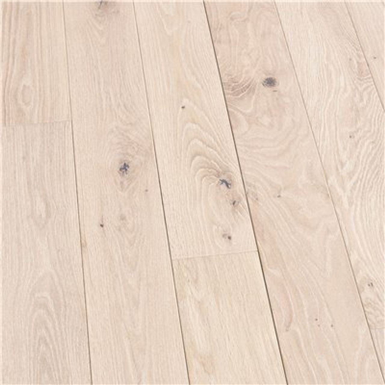 Malibu Wide Plank French Oak Doran 3/4 In. Thick X 5 In. Wide X Varying Length Solid Hardwood Flooring (22.60 Sq. Ft./Case)