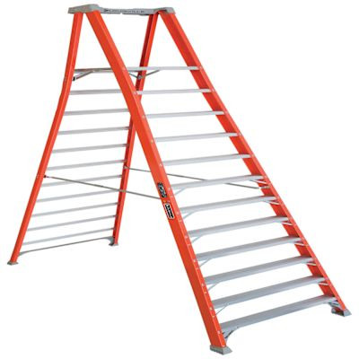 Louisville Ladder Twelve Foot Fiberglass Platform Step Ladder Type Ia