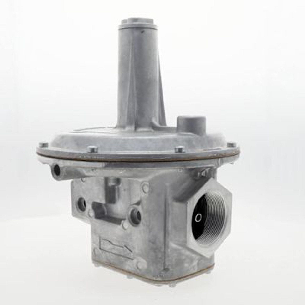 Maxitrol 2" Regulator 10# Max Inlet 3-8" Wc Spring