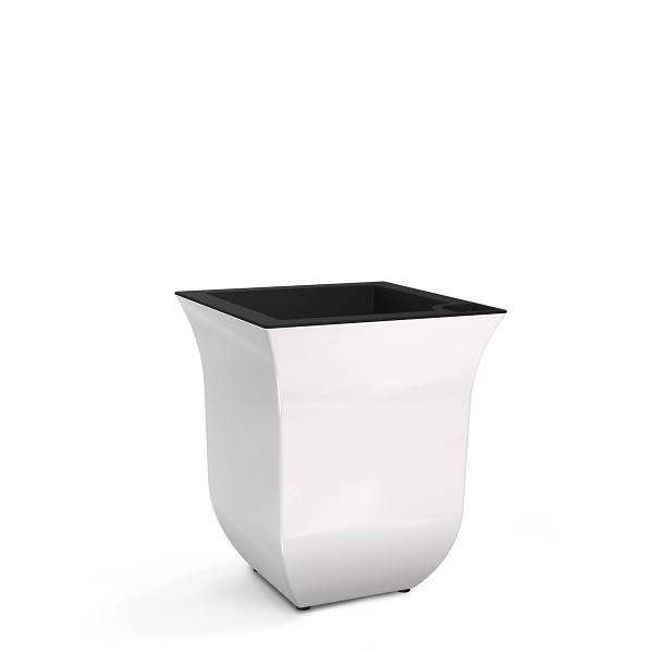 Mayne Valencia 8in Planter - White 3870-W