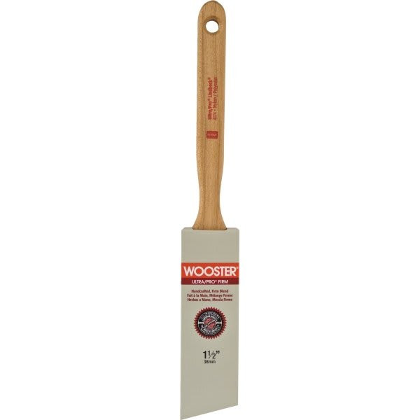 Wooster 4174 1-1/2" Ultra/PRO Lindbeck Firm Angle Sash Brush