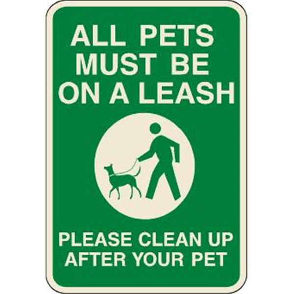 All Pets Must Be On A Leash Sign, Ivory Non-Reflective, 12 X 18