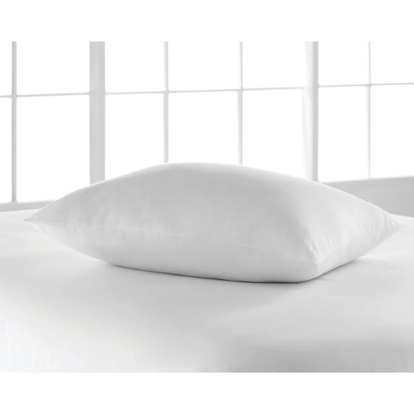 Trillium Down Alternative Pillow Queen 20x30 32 Ounce Case Of 10